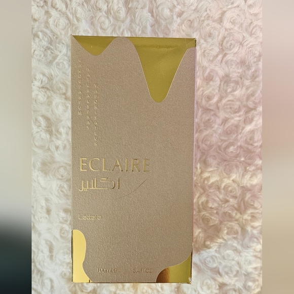 Lattafa Eclaire Eau de Parfum - Elegant Gold 3.4 Oz - Picture 1 of 11